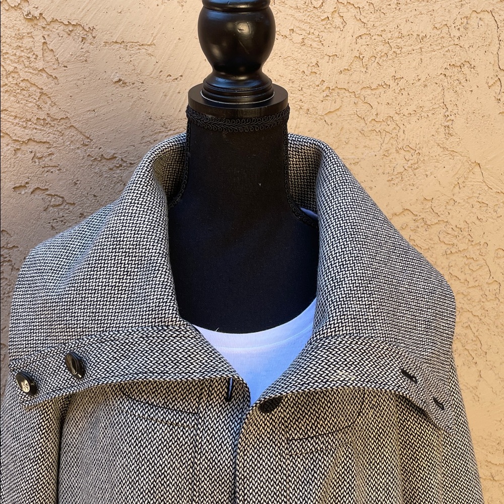 Hinge Houndstooth Patterned Jacket with oversized… - image 5